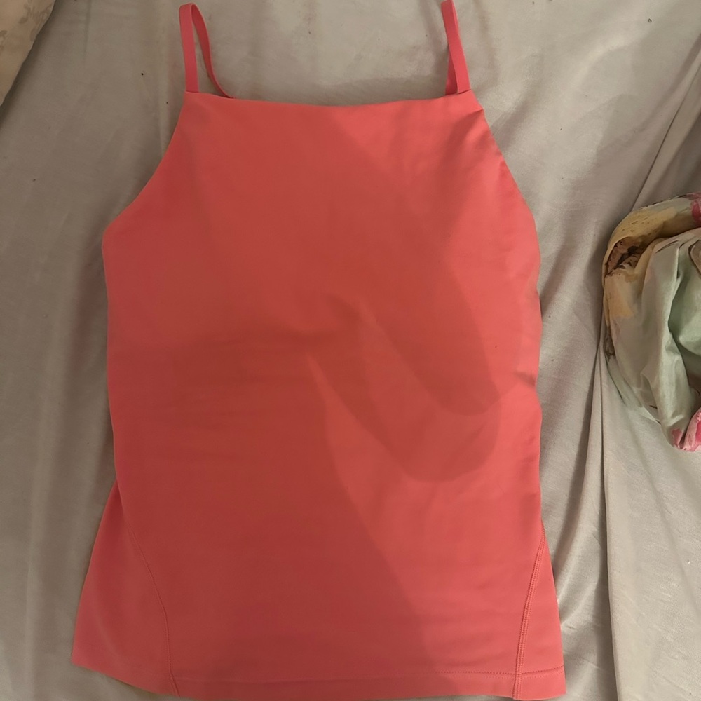Lululemon workout tank